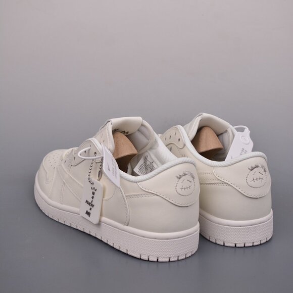 Jordan 1 Retro Low x Travis Scott x Michael Rubin 'White Party' - Picture 3 of 9